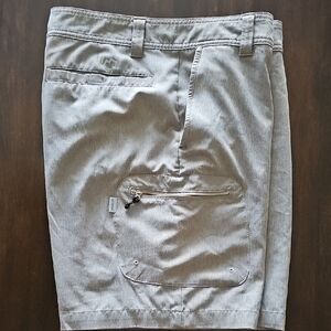 Magellan Outdoors Light Gray Cargo Shorts